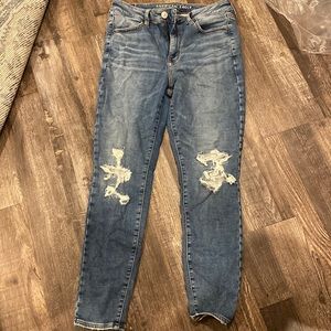 American eagle skinny jeans with holes